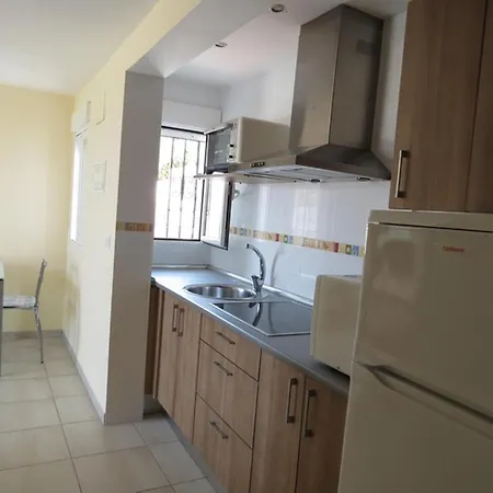A Avec 4 Et Piscine Privee Ferienhaus