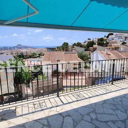 Ferienhaus A Avec 4 Et Piscine Privee